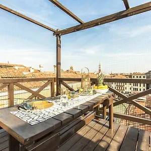 Апартаменты Grand Canal Design, Венеция